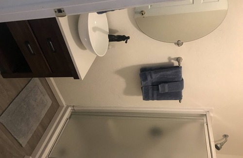 Deming Cottage | Cute Apartment in the heart of Deming, New Mexico with all the Amenities