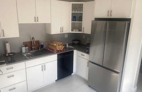 Tamalpais-Homestead Valley Apartment | Cute Hillside space 10 minutes from the beach and only 15min to San Francisco