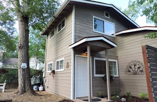 Prescott House | Cute Nest!
