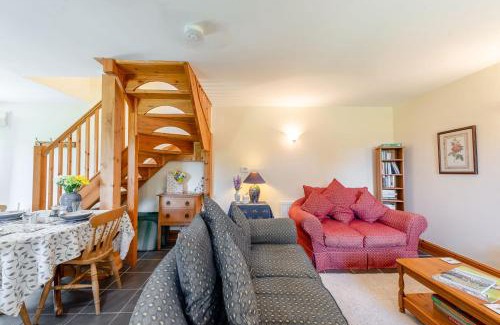 Newcastle Emlyn House | Cwmdu Cottage