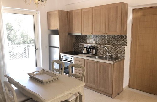 Agios Vasileios Hotel | Cyano Hotel