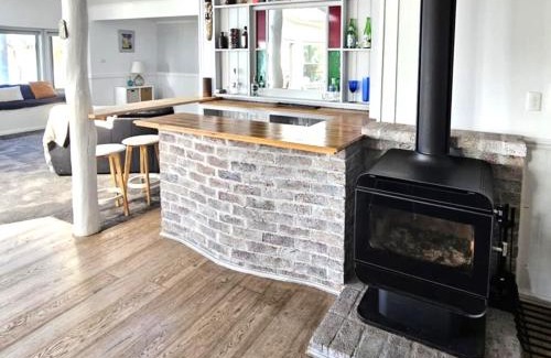 Lake Munmorah House | Cygnets