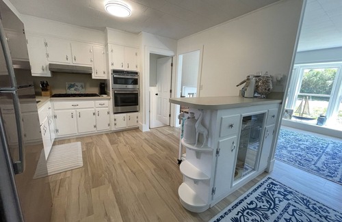 Buxton Cottage | Cypress Cove, situated in Buxton on a soundfront lot, provides a peaceful setting in this charming rental cottage.