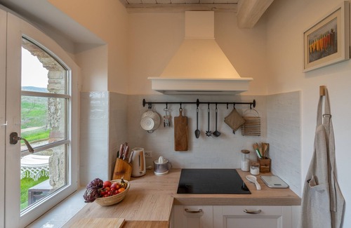 Asciano Apartment | Cypress House - Podere Fossaccio