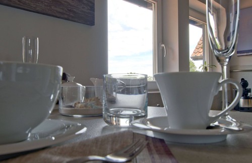 Lembruch Apartment | Dümmerdiva - Exquisite Wohnung mit Traumhaftem Seeblick