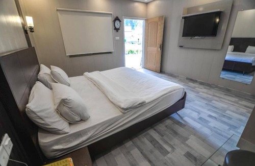 Khyber Pakhtunkhwa Resort | D-Cozy Resort