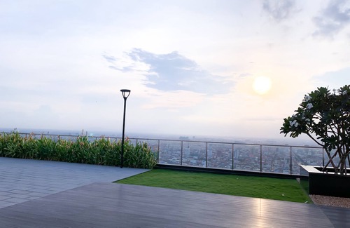 Phnom Penh City Centre Apartment | D Suites at the Skyline
