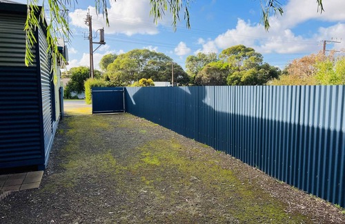 Waterhouse House | Da Ja Surf - Pet Friendly outside