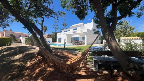 Lagos House | Dad's Villa