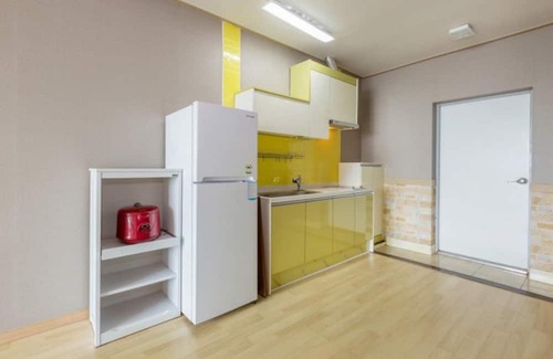 Suwon House | Daebudo Joeun Pension