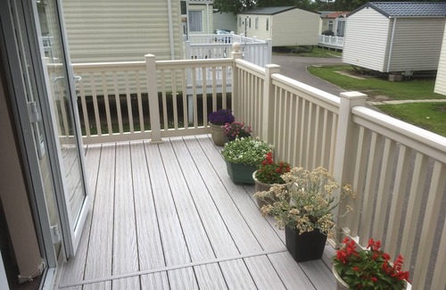 Hamworthy House | Daffodil Smart Spacious Caravan on Rockley Park