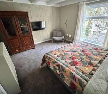De Weteringschans Bed & Breakfast | Dahli's Sleep Boutique
