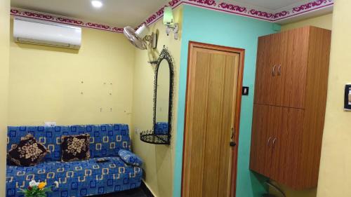 Kolkata Apartment | Daisy and Iris- 2 Specious 1Bhk Full Furnished AC Apartments Managed by Hotel Airways