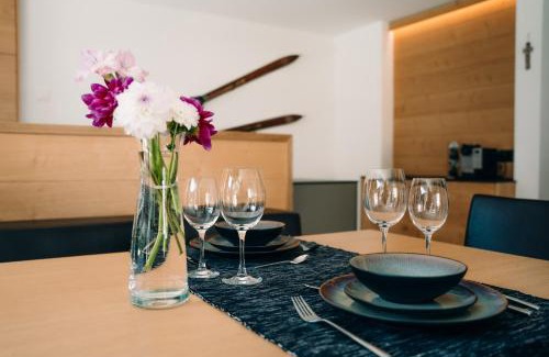 Saas Almagell Apartment | Dalias Ferienparadies Apartment EDELWEISS 6P