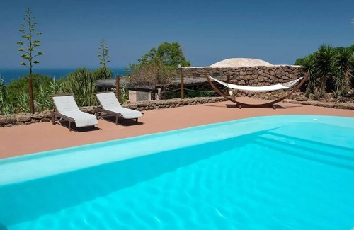 Pantelleria Apartment | Dammuso Alcove