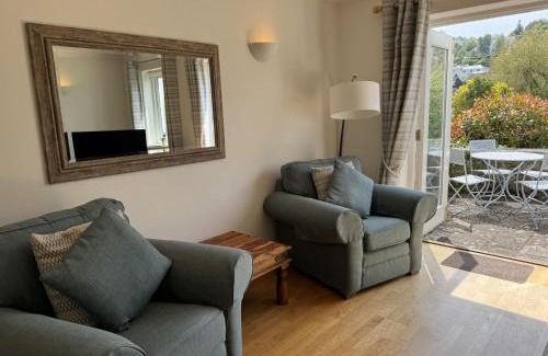 Dittisham House | Damson Cottage - Peaceful location, charming communal orchard & private patio garden
