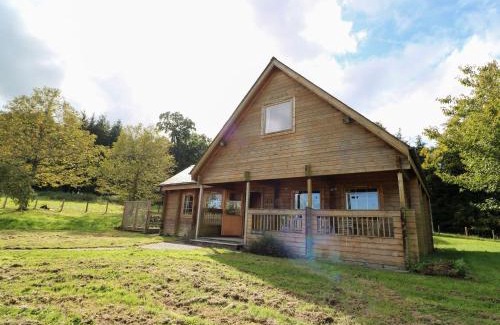 Kinnerton House | Dan Y Coed