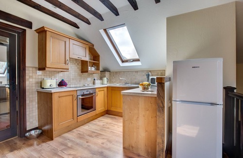 Brecon House | Dan y Comin - Two Bedroom House, Sleeps 5