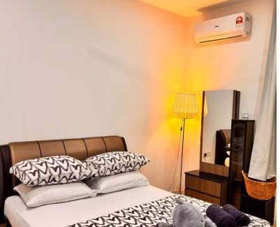 Larut Apartment | Dandelion 3BR Apt Near lake garden