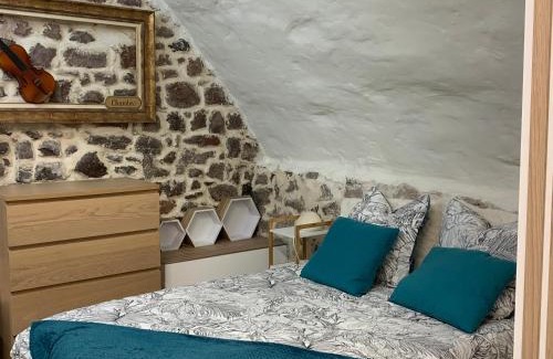 La Garde Apartment | Dans le charme de la pierre