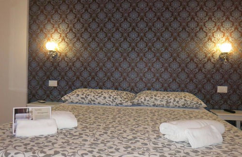 Trento Old Town Bed & Breakfast | Dante Rooms and Apartment
