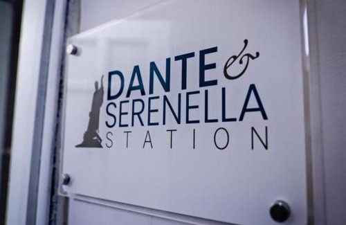 Montecalvario House | Dante & Serenella station