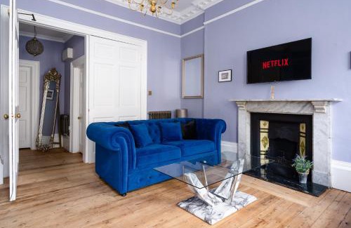 Upper Town Apartment | Darcys' View
