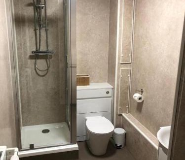 Aberdare Hotel | Dare Valley Accommodation and Campsite