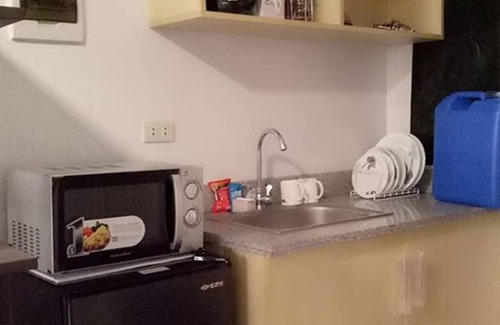 Muntinlupa Hotel | Darvy Suites