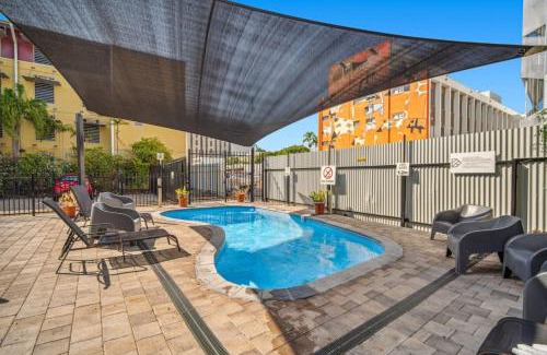 Darwin City Centre Hotel | Darwin CBD Escape-Cosy and Central