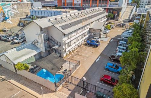 Darwin City Centre Hotel | Darwin CBD Escape-Cosy and Central