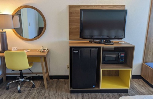 Lake Havasu City Hotel | Days Inn by Wyndham Lake Havasu