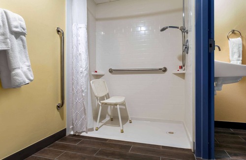 Augusta Hotel | Days Inn by Wyndham Augusta