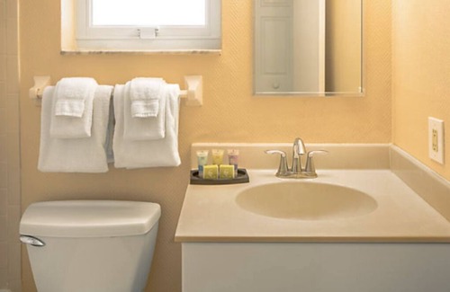 Daytona Beach Shores Hotel | Daytona Ocean Front 2/13-2/19/2026 w/2 Daytona 500 Sun tickets. Taxes included.