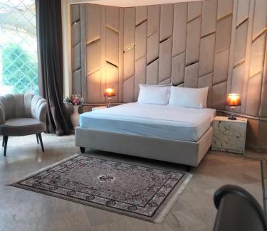 F-7 Sector House | Dazzy Dream Guest Houses