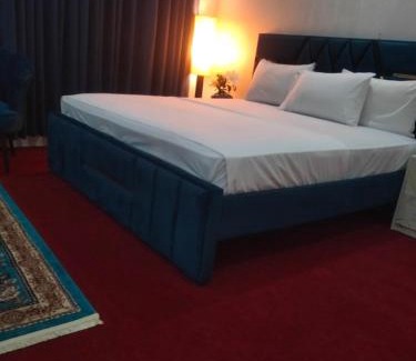 F-7 Sector House | Dazzy Dream Guest Houses