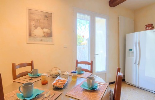 Althen-des-Paluds House | de la Roque by Interhome