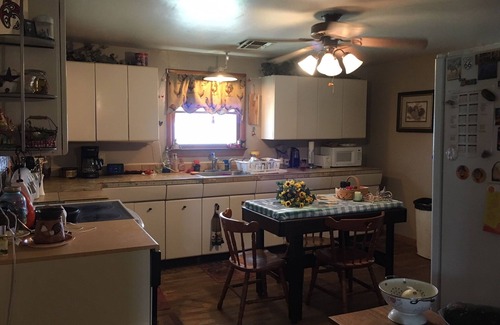 Tonkawa Bed & Breakfast | Deb's Country Farm House On The Open North Central Prairie