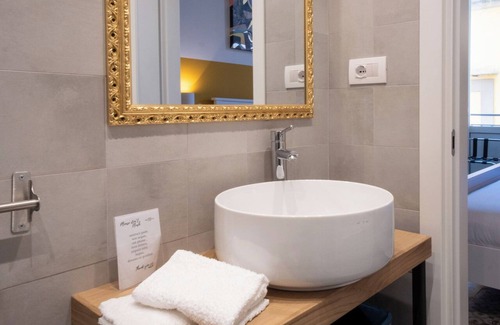 Naples City Centre House | Decumano 43