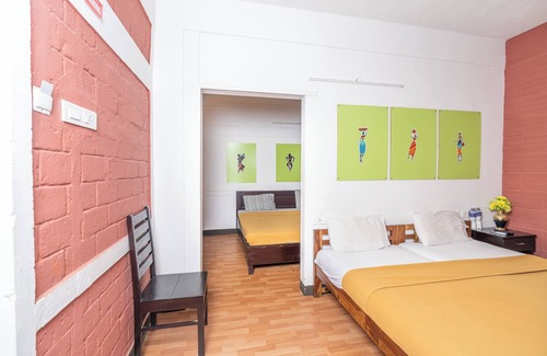 Pollachi Hotel | Deep Woods Stay