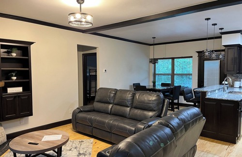 Norman Cabin | DEER LAKE CABIN NEWLY BUILT with Fireplace