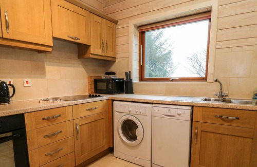 Bideford Cabin | DEER LODGE, family friendly, country holiday cottage in Woolsery