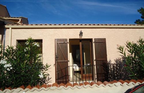 Beziers House | Delaporte