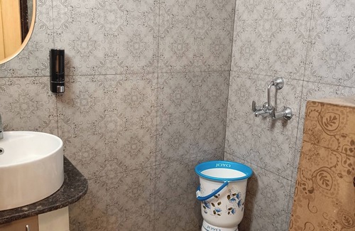 Bouvet Island Apartment | Delightful 3-bedroom apartment with AC in Mohali