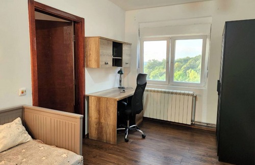 Banja Koviljaca House | Delightful 4-bedroom house with AC in Banja Koviljača with the mountain view