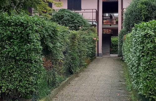 Monvalle Apartment | Delightful apartment with pool just steps from the lake