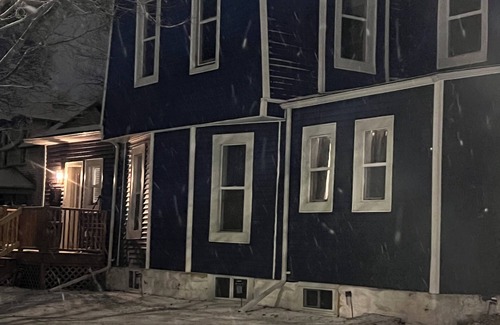 Bay City Apartment | Delightful apt w/AC near historic Midland St district