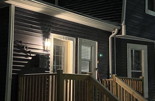 Bay City Apartment | Delightful apt w/AC near historic Midland St district