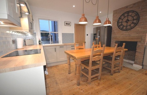 Sandwich Cottage | Delightful Cottage in Sandwich - One Bedroom