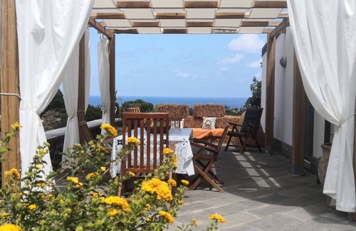 Ustica Apartment | Delightful independent apartment with sea view inside the company center